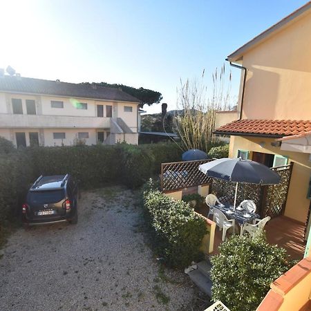 Appartamenti Sabbia - Zona Mare Con Terrazze, Clima, E Posti Auto มารินา ดิ กัมโป ภายนอก รูปภาพ