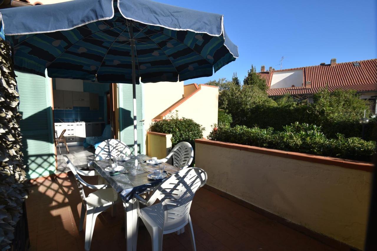 Appartamenti Sabbia - Zona Mare Con Terrazze, Clima, E Posti Auto มารินา ดิ กัมโป ภายนอก รูปภาพ