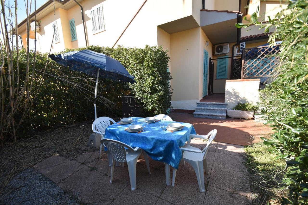 Appartamenti Sabbia - Zona Mare Con Terrazze, Clima, E Posti Auto มารินา ดิ กัมโป ภายนอก รูปภาพ