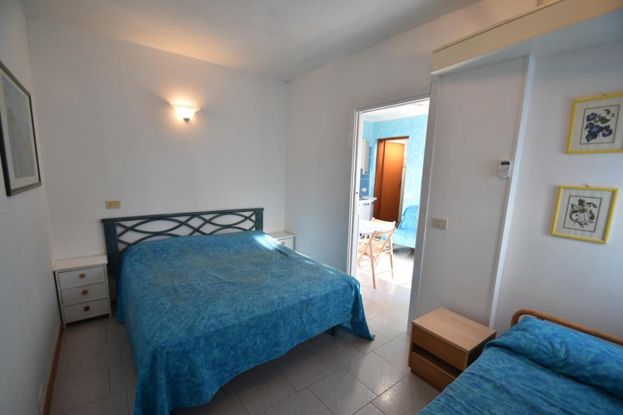 Appartamenti Sabbia - Zona Mare Con Terrazze, Clima, E Posti Auto มารินา ดิ กัมโป ภายนอก รูปภาพ