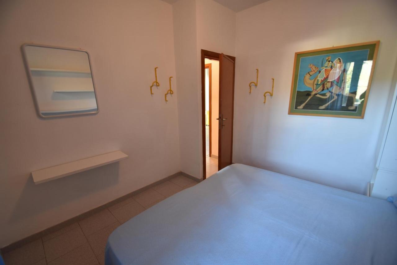 Appartamenti Sabbia - Zona Mare Con Terrazze, Clima, E Posti Auto มารินา ดิ กัมโป ภายนอก รูปภาพ